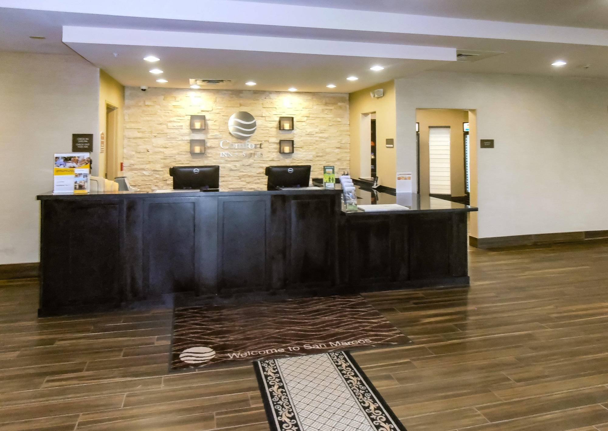 Comfort Inn & Suites סן מרקוס מראה חיצוני תמונה